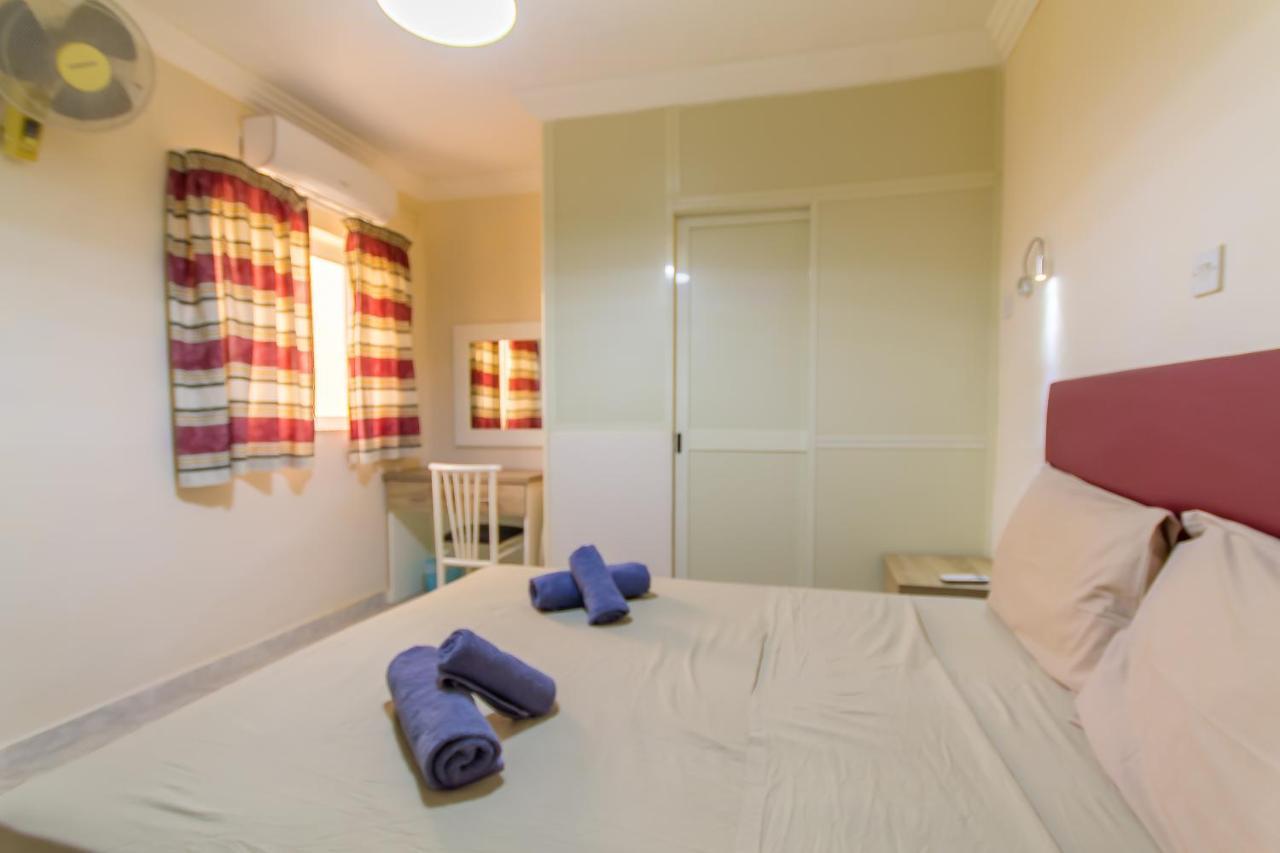 Pool & Sea Merill Apartments 梅利哈 外观 照片