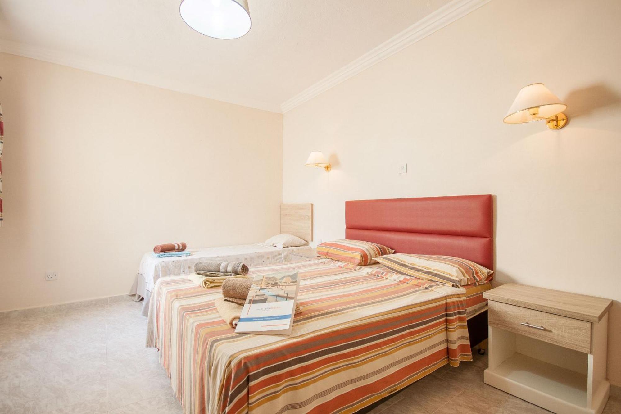 Pool & Sea Merill Apartments 梅利哈 外观 照片